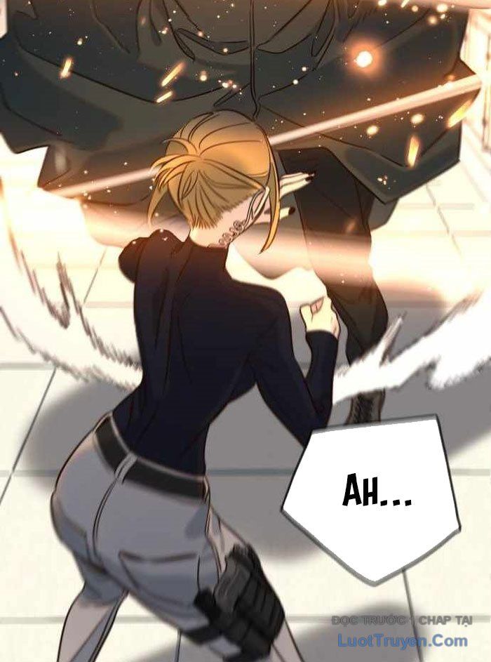 Mọi Người Đều Yêu Cô Ấy Chapter 32 - Trang 2
