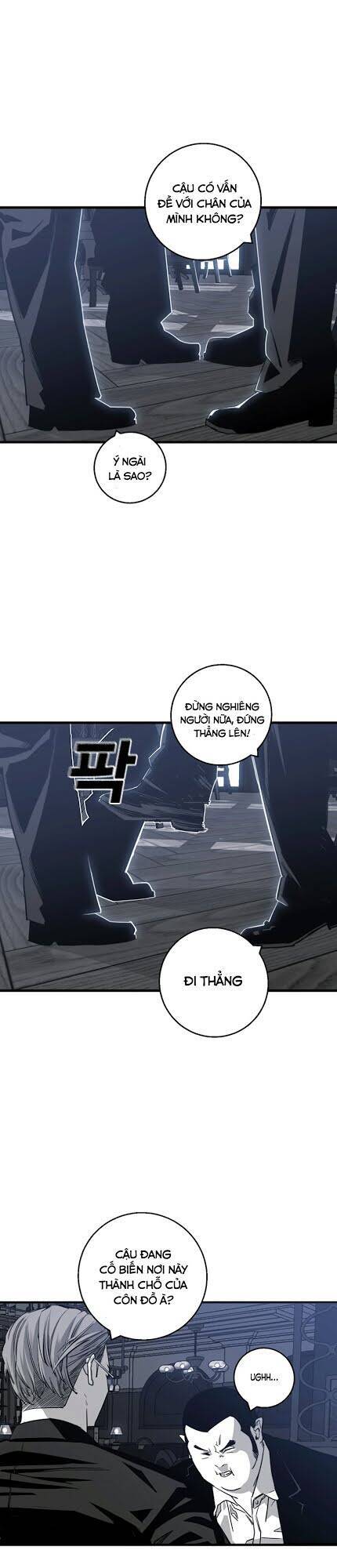 Quảng Trường Máu Chapter 1 - Trang 2