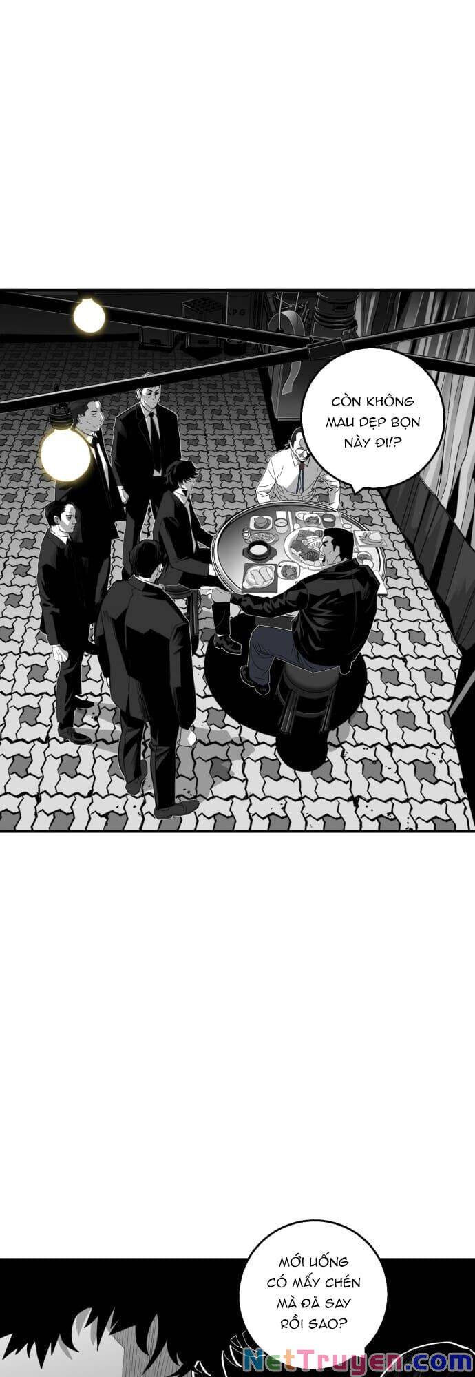 Quảng Trường Máu Chapter 20 - Trang 2