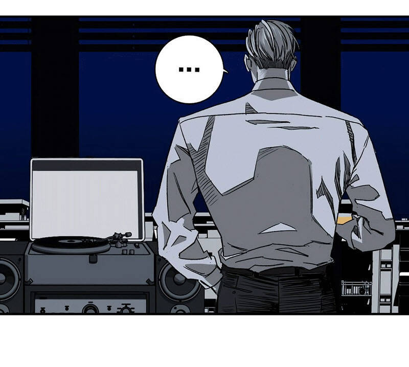 Quảng Trường Máu Chapter 3 - Trang 2