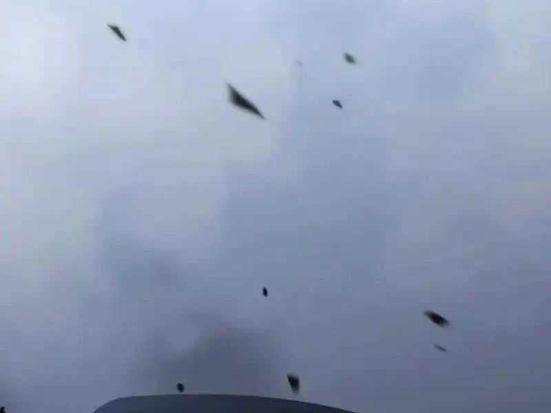 Sau Khi Sống Lại, Ta Dùng Kính Phản Diện Phục Thù Chapter 37 - Trang 2